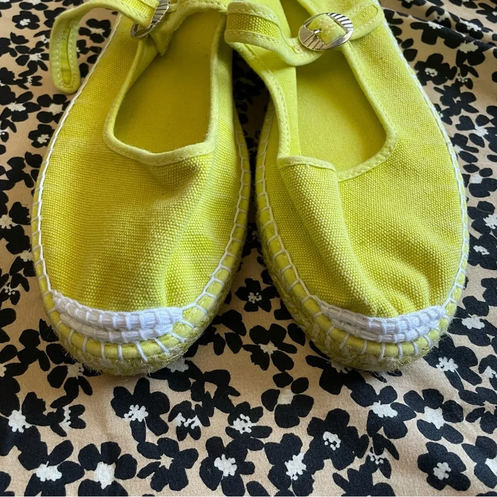 Free People NWOT Oasis Mary Jane Espadrille